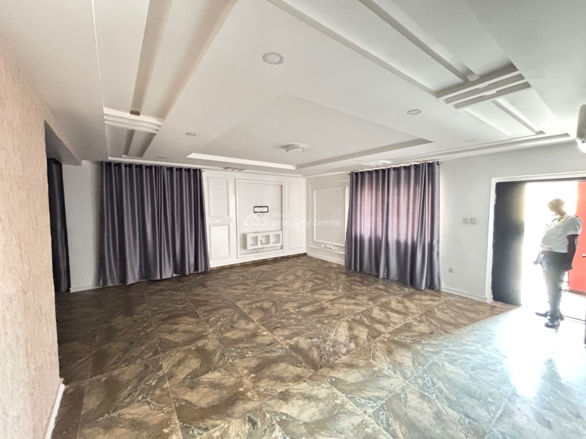Spacious 3 Bedroom Apartment, Victoria Island (vi), Lagos, Flat / Apartment for Rent