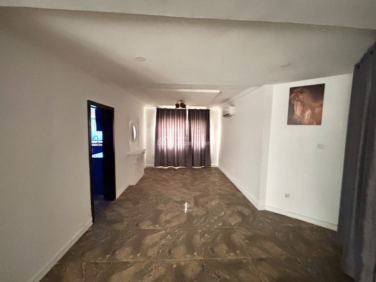 Spacious 3 Bedroom Apartment, Victoria Island (vi), Lagos, Flat / Apartment for Rent