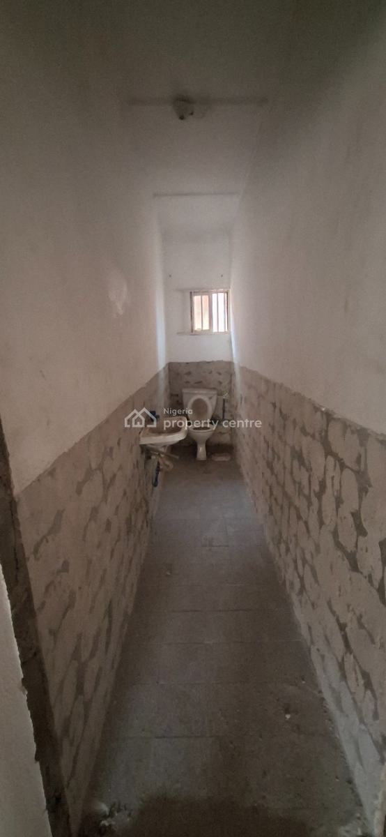 Re-developable Block of 4 Units of 3 Bedroom Flats, Off Lateef Jakande Way, Agidingbi, Ikeja, Lagos, Block of Flats for Sale