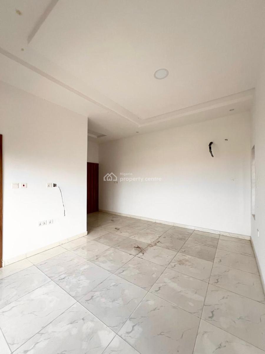2 Bedroom Apartment, Lekki Phase 1, Lekki, Lagos, Flat / Apartment for Sale