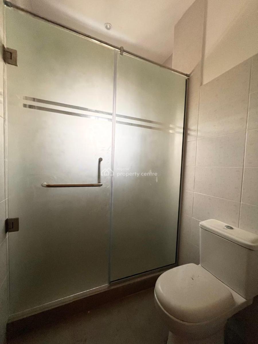 2 Bedroom Apartment, Lekki Phase 1, Lekki, Lagos, Flat / Apartment for Sale