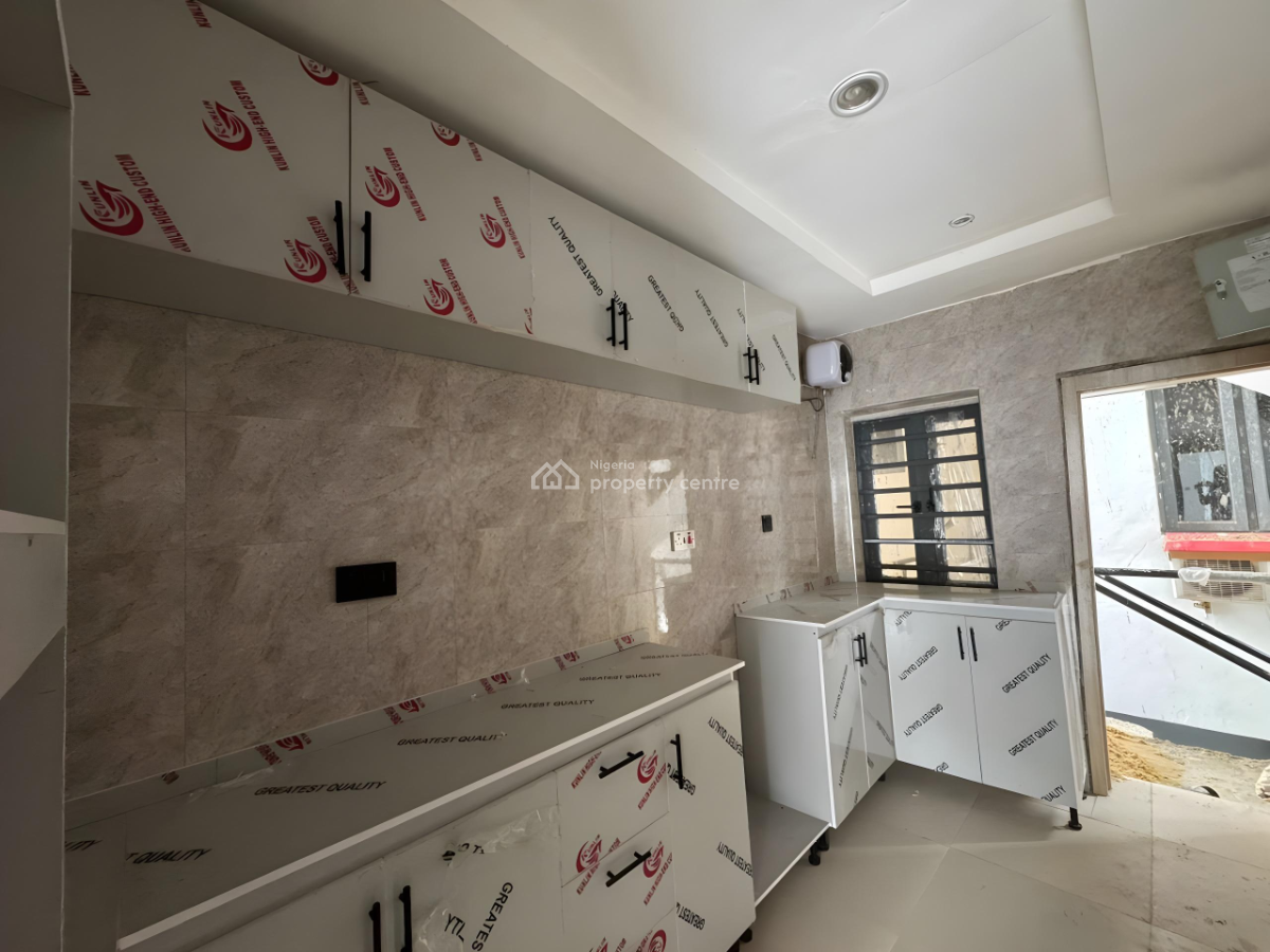 Luxury 2-bedroom Apartment, Ologolo, Lekki, Lagos, Flat / Apartment for Rent