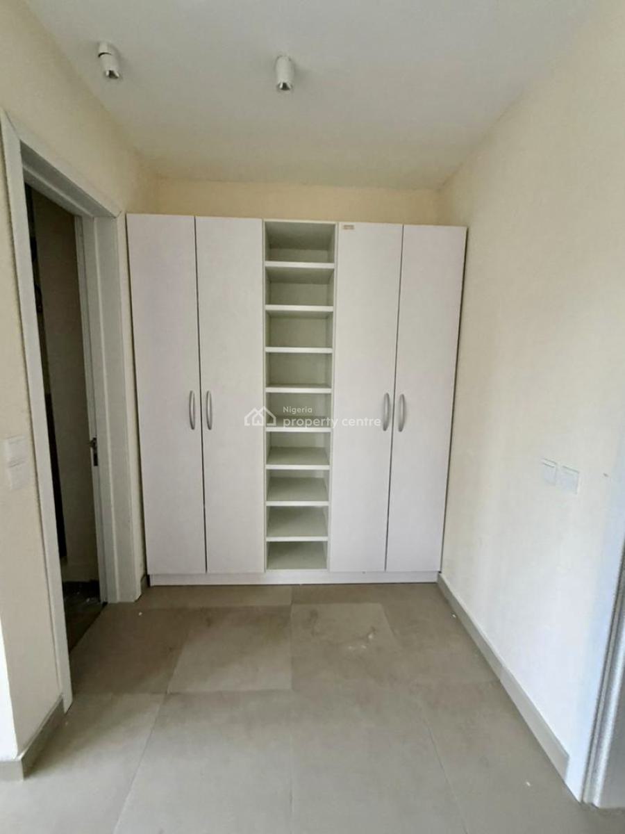 Good Deal Brand Exquisite 2 Bedroom Apartment with Bq, Lekki Phase 1, Lekki, Lagos, Flat / Apartment for Rent