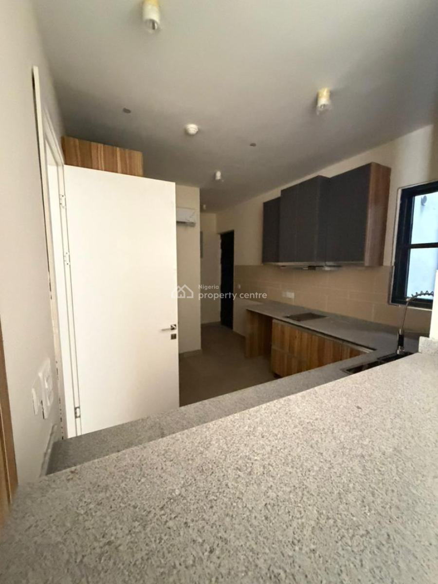 Good Deal Brand Exquisite 2 Bedroom Apartment with Bq, Lekki Phase 1, Lekki, Lagos, Flat / Apartment for Rent