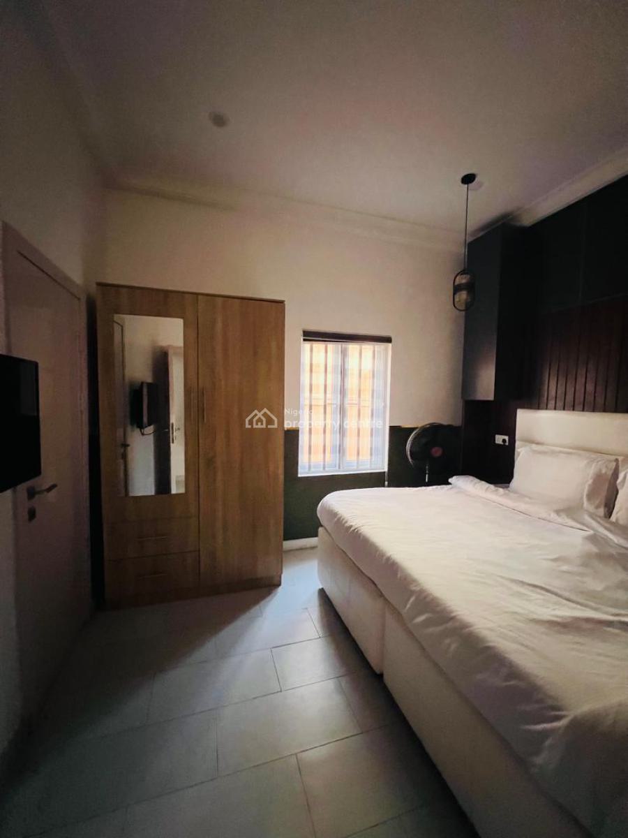 Fully Furnished 2 Bedroom Apartment, Freedom Way, Lekki Phase 1, Lekki, Lagos, Flat / Apartment for Rent