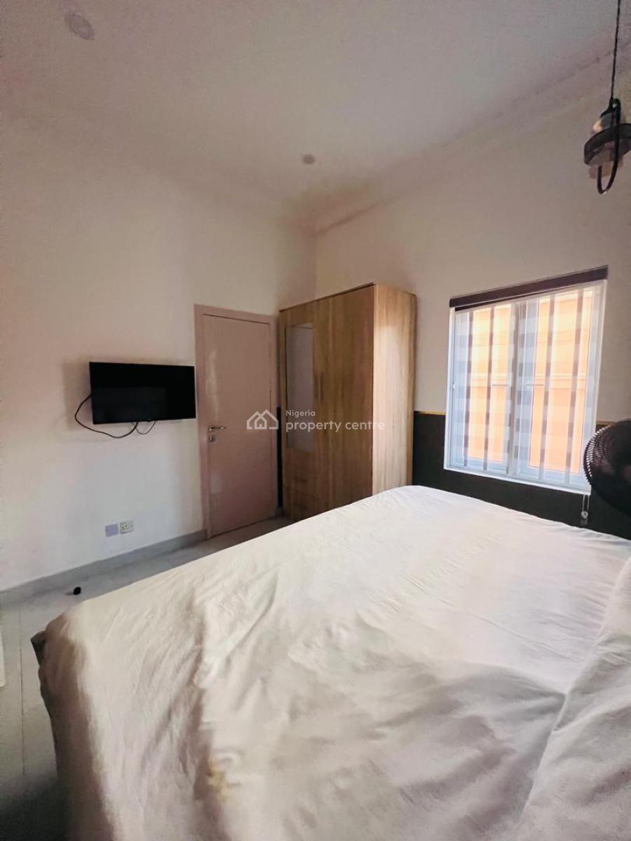 Fully Furnished 2 Bedroom Apartment, Freedom Way, Lekki Phase 1, Lekki, Lagos, Flat / Apartment for Rent