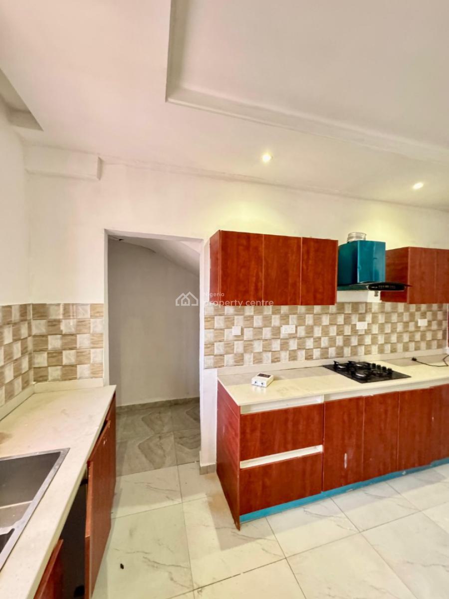 3 Bedroom Flat with Bq, Off Providence Street, Lekki Phase 1, Lekki, Lagos, Flat / Apartment for Rent