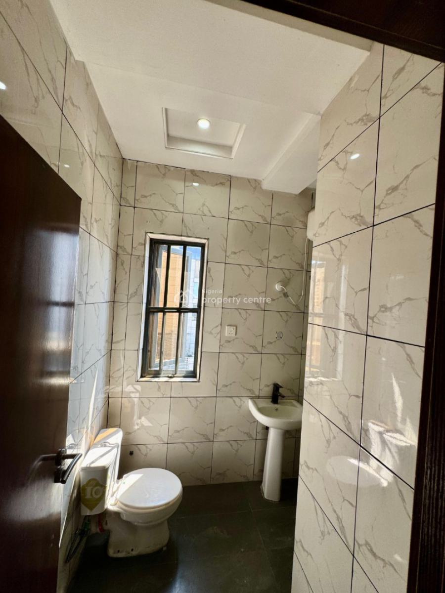 3 Bedroom Flat with Bq, Off Providence Street, Lekki Phase 1, Lekki, Lagos, Flat / Apartment for Rent