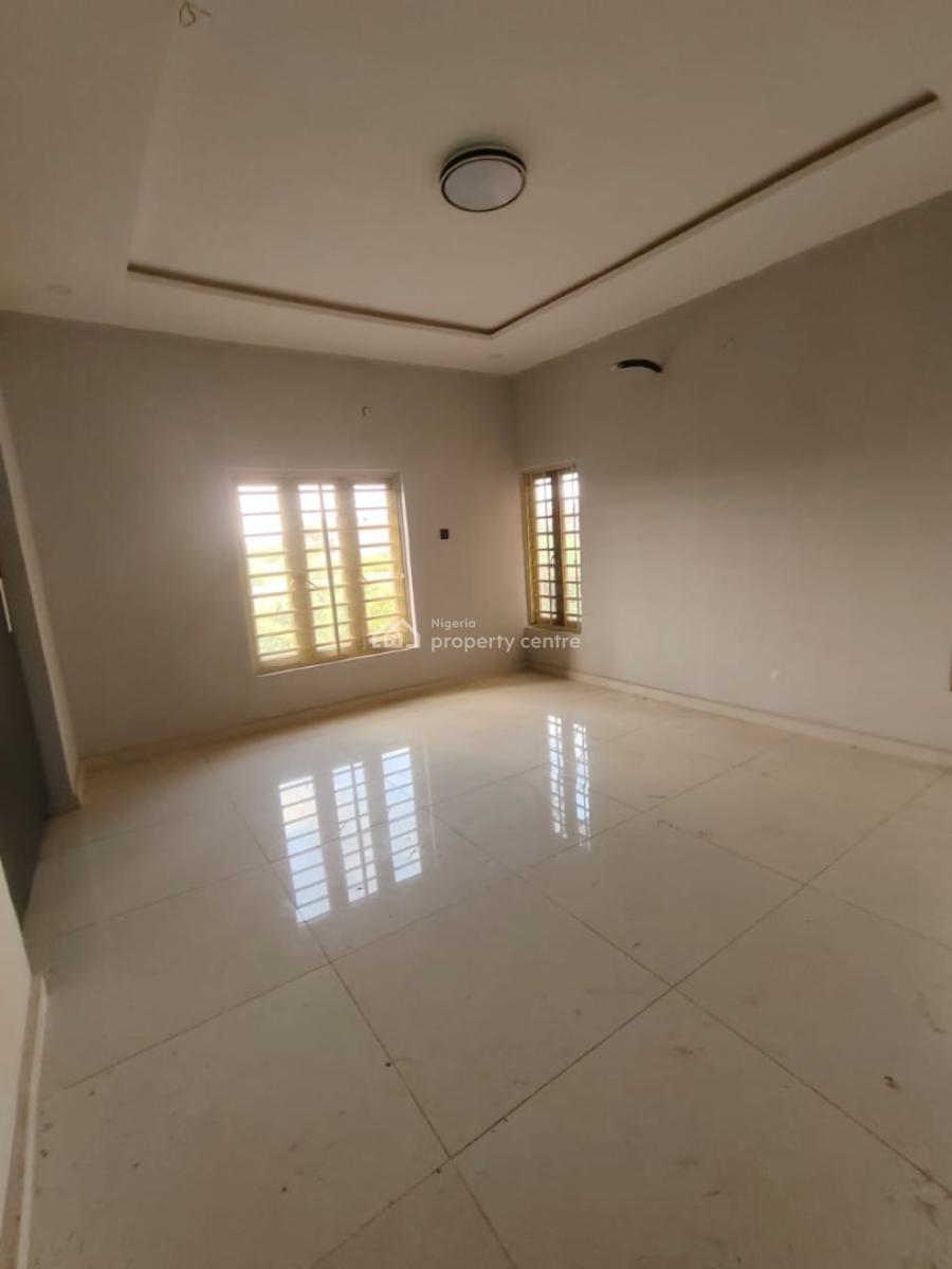 Brand New Luxury 3bedroom Flat with a Bq, Monastery Road, Shoprite Area, Ajah, Lagos, Flat / Apartment for Rent