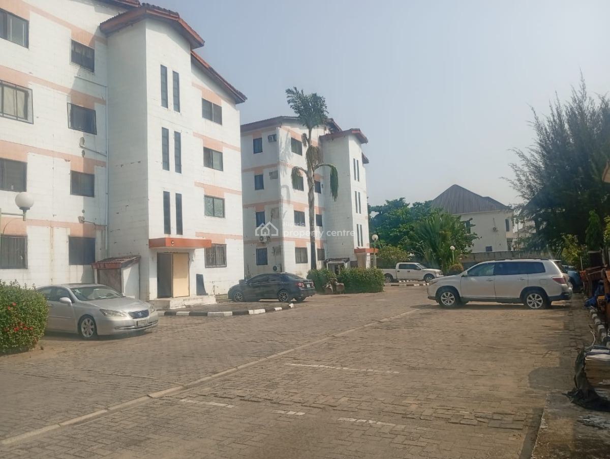 Lovely 2 Bedroom Flat on Second Floor, Vgc, Lekki, Lagos, Flat / Apartment for Rent