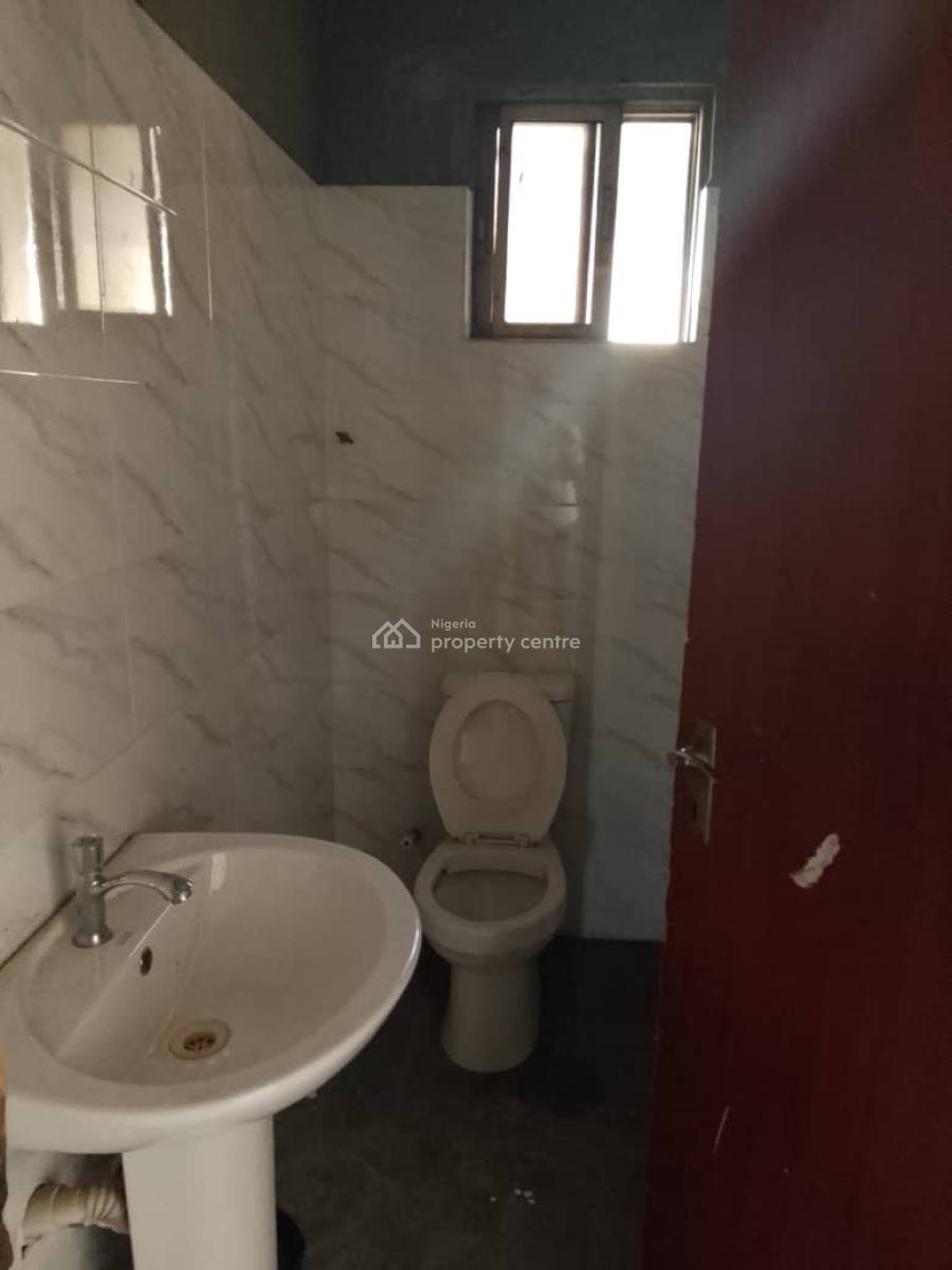 3 Bedroom Apartment Upstairs in a Secured Neighbourhood, Isheri, Lagos, Flat / Apartment for Rent