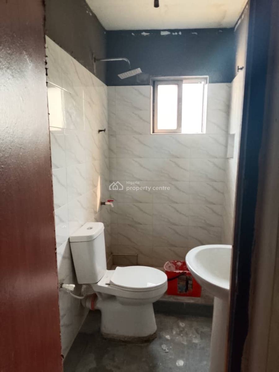 3 Bedroom Apartment Upstairs in a Secured Neighbourhood, Isheri, Lagos, Flat / Apartment for Rent