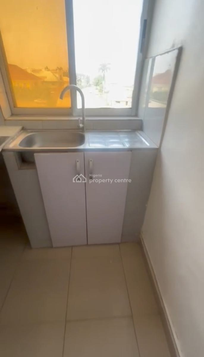 Self Contain, Family Worship, Wuye, Abuja, Self Contain (single Rooms) for Rent