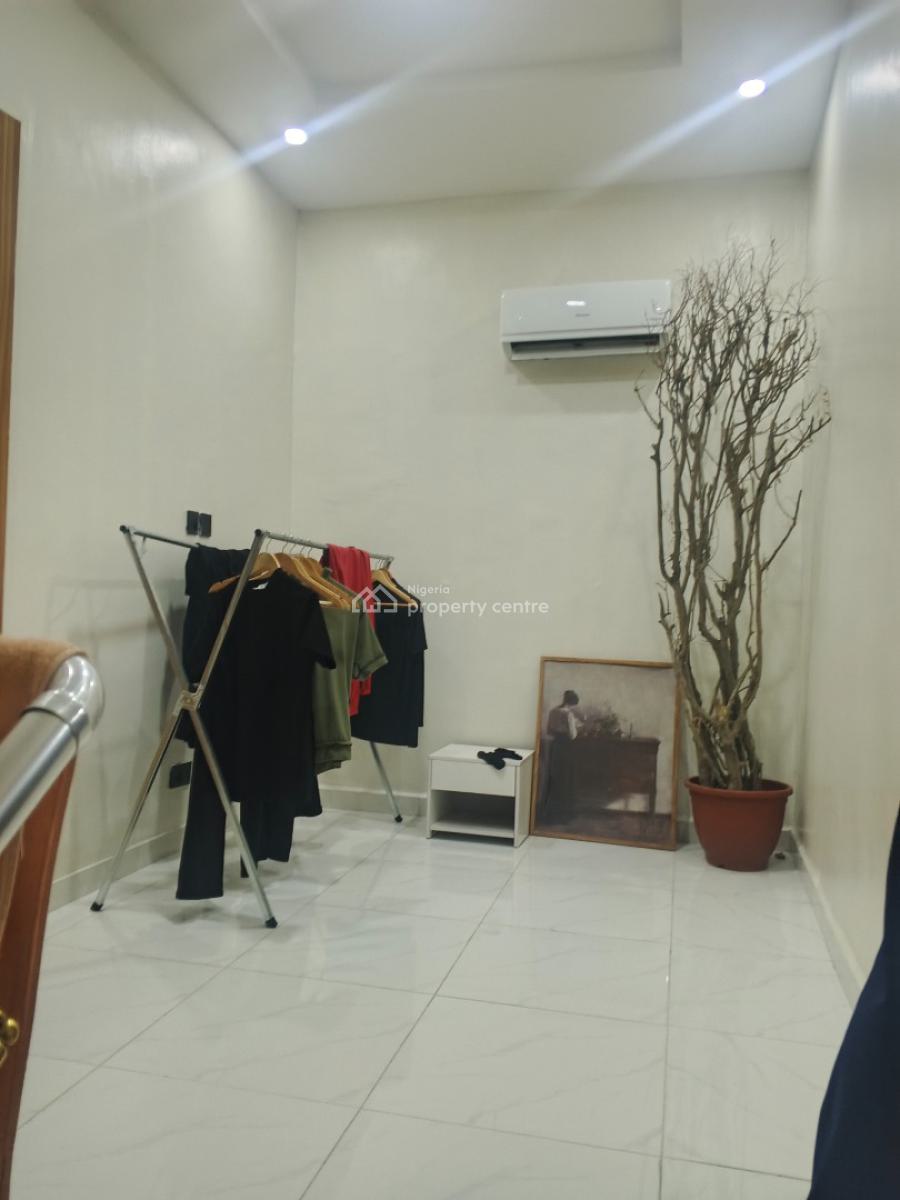 Beautiful 3 Bedroom Duplex with Bq, Ologolo, Lekki, Lagos, Terraced Duplex for Sale