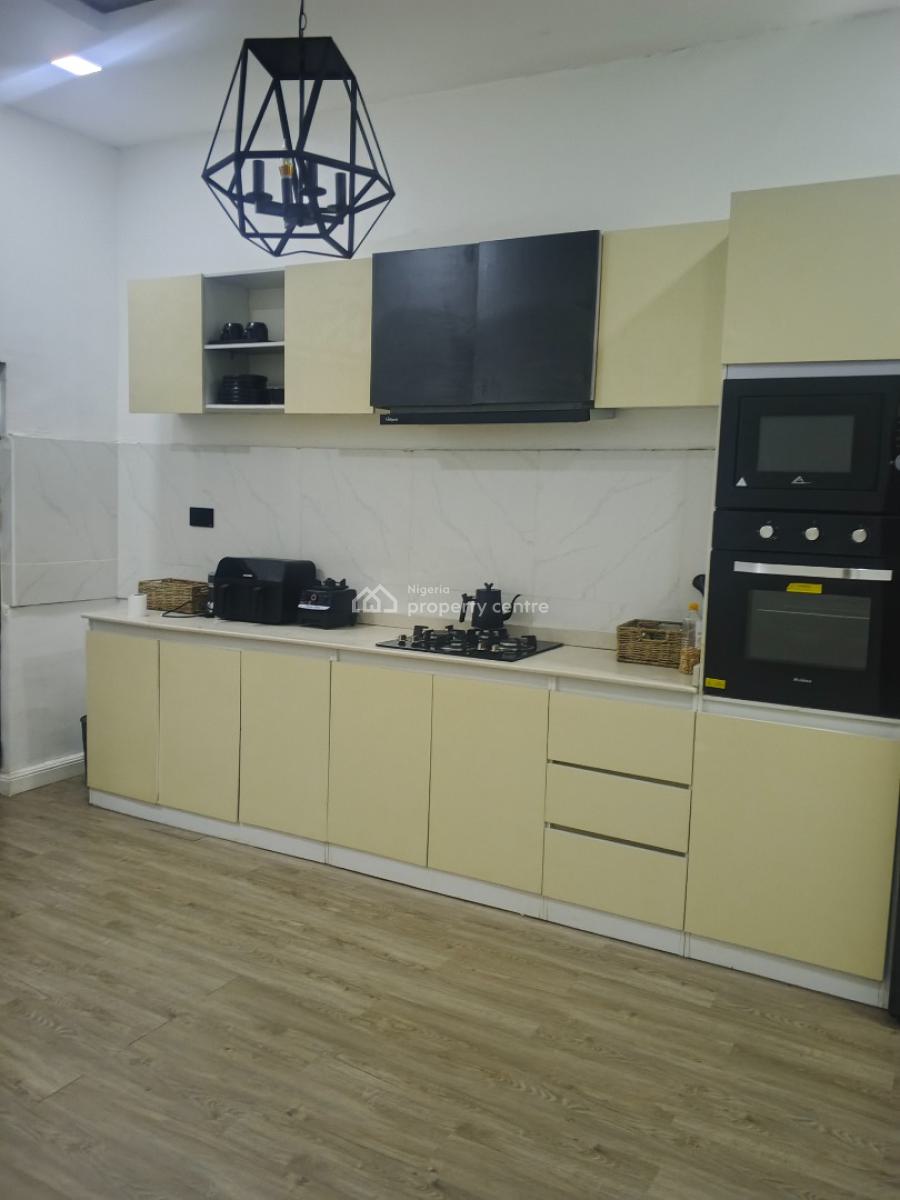 Beautiful 3 Bedroom Duplex with Bq, Ologolo, Lekki, Lagos, Terraced Duplex for Sale