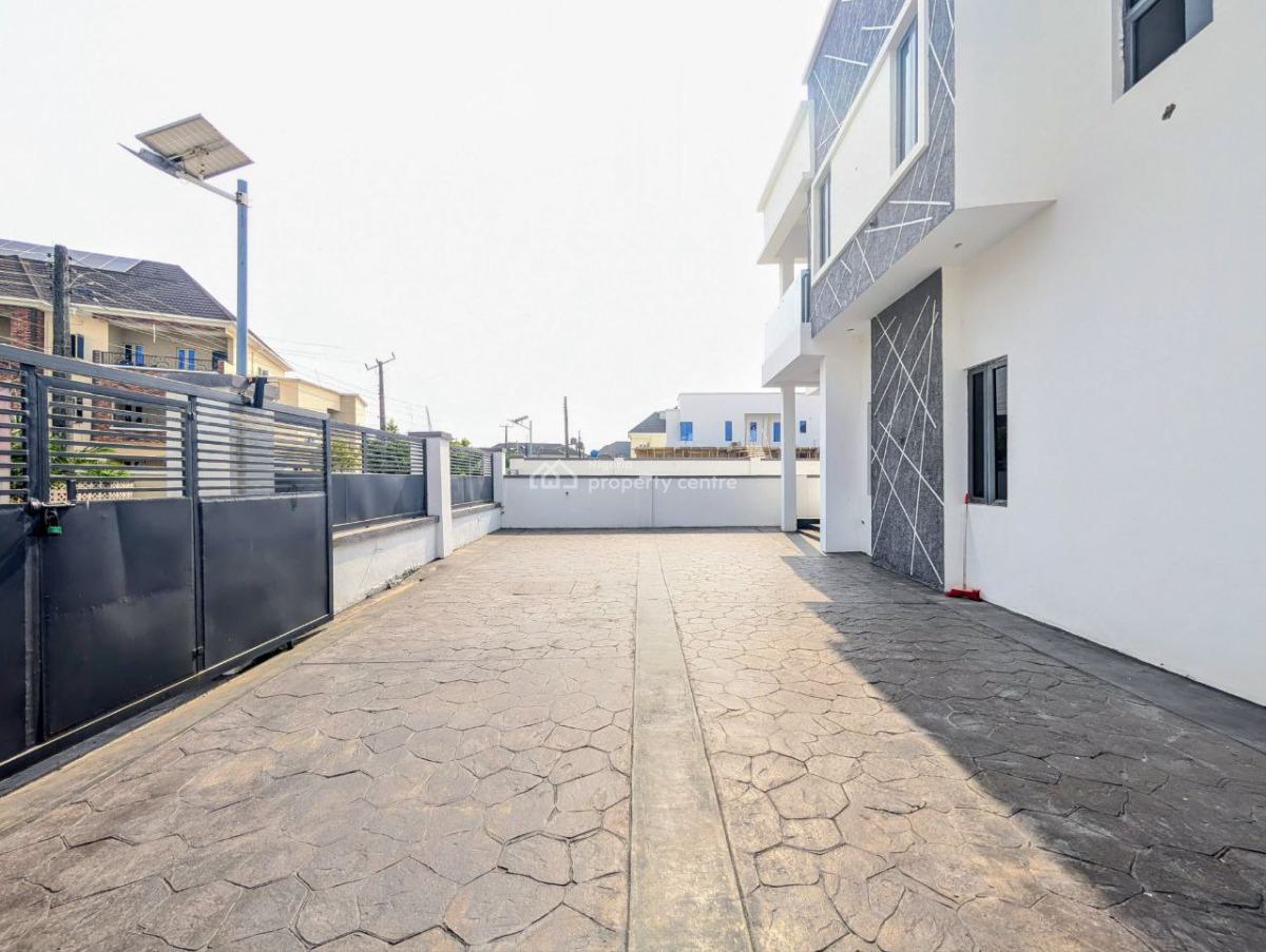Brand New 4 Bedroom Detached with Massive Compound, Peninsula Garden Estate, Blenco Bustop, Sangotedo, Ajah, Lagos, Detached Duplex for Sale