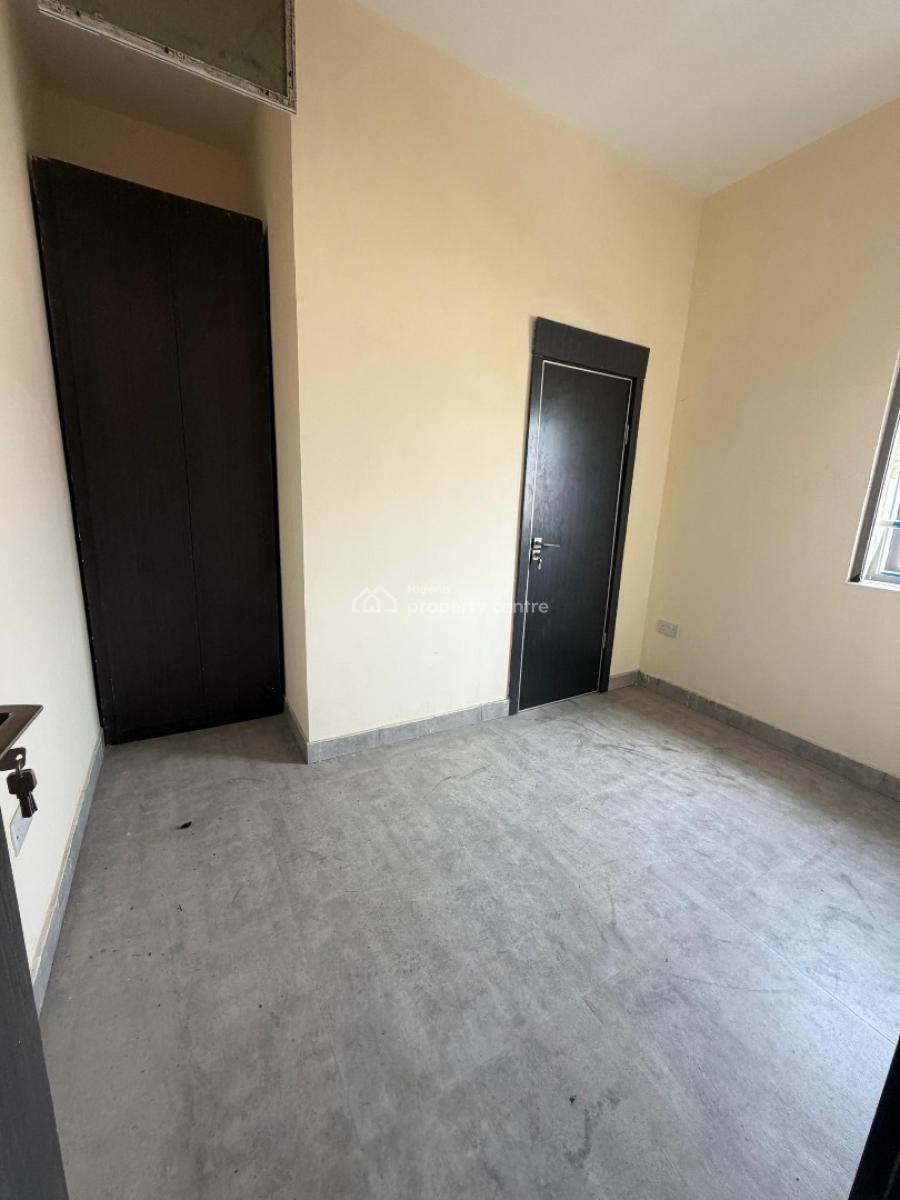 Standard 2 Bedroom Apartment, Western Foreshore Osapa Lekki Lagos, Osapa, Lekki, Lagos, Flat / Apartment for Rent