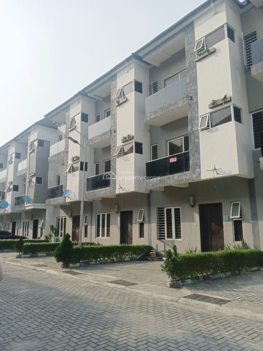 Super Luxury 4 Bedroom Terrace Duplex on 2 Floors, in a Gated Estate in Illasan, Lekki, Lagos, Terraced Duplex for Sale