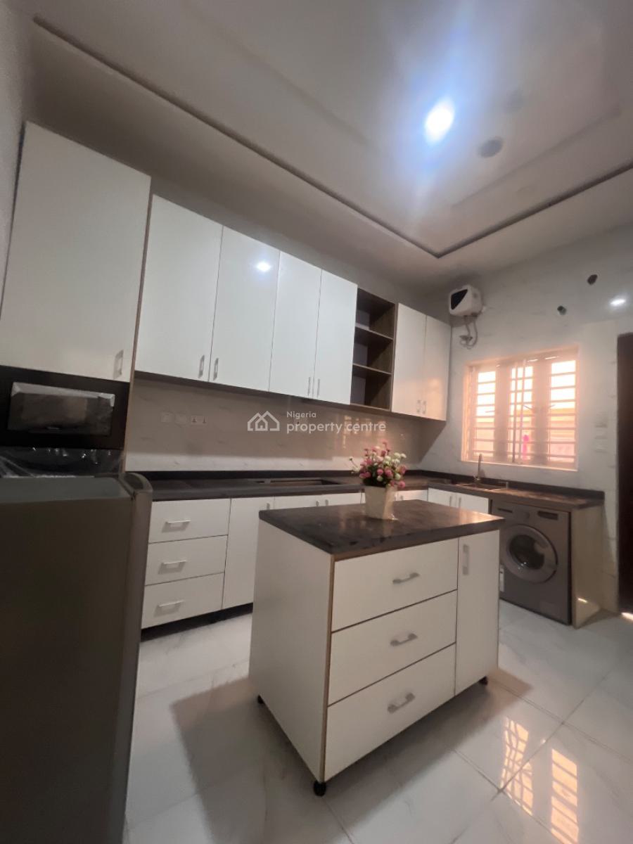 Super Luxury 4 Bedroom Terrace Duplex on 2 Floors, in a Gated Estate in Illasan, Lekki, Lagos, Terraced Duplex for Sale