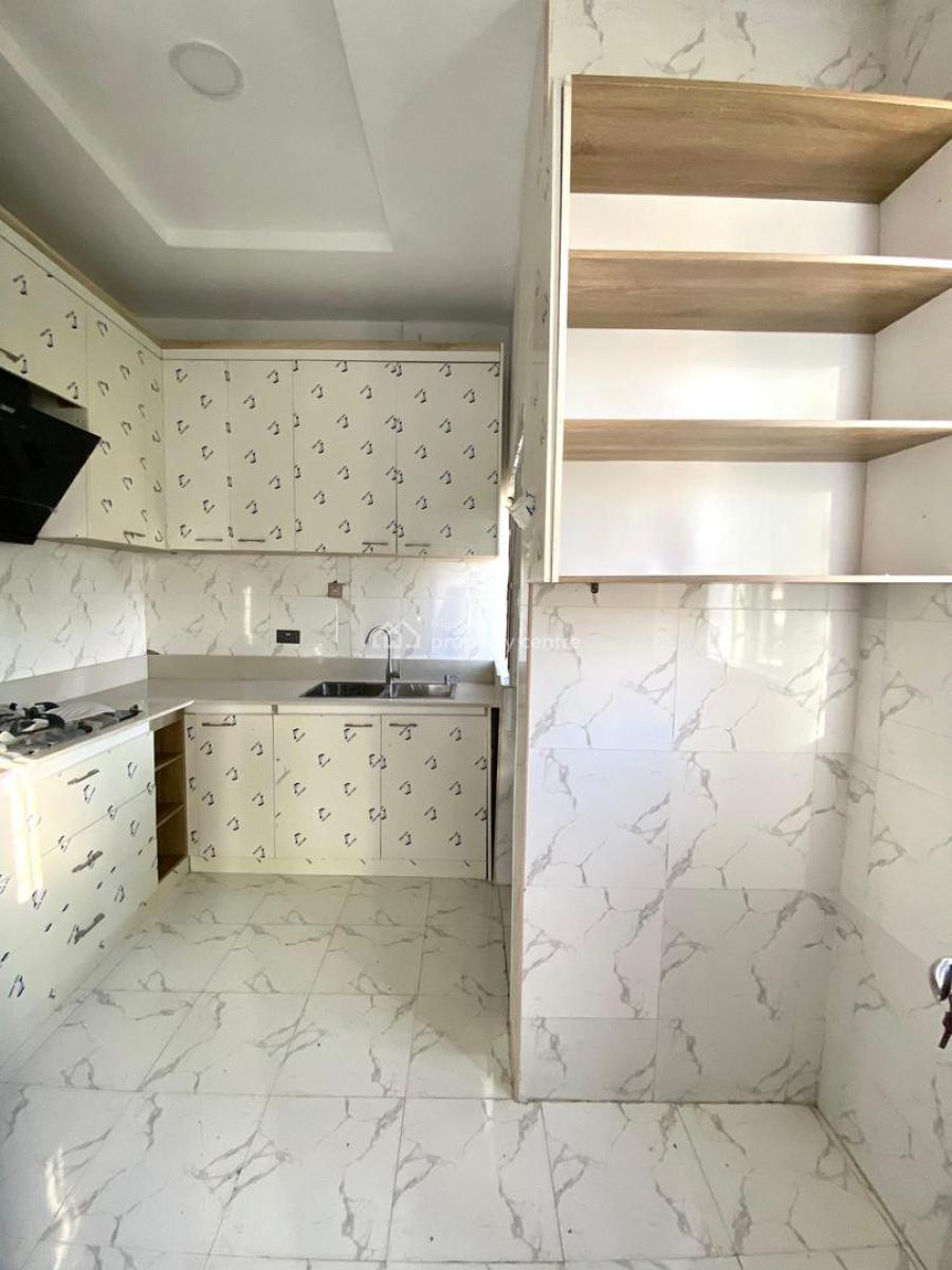 a Lovely  Fully Serviced 2 Bedroom Apartment, Ilasan, Lekki, Lagos, Flat / Apartment for Sale