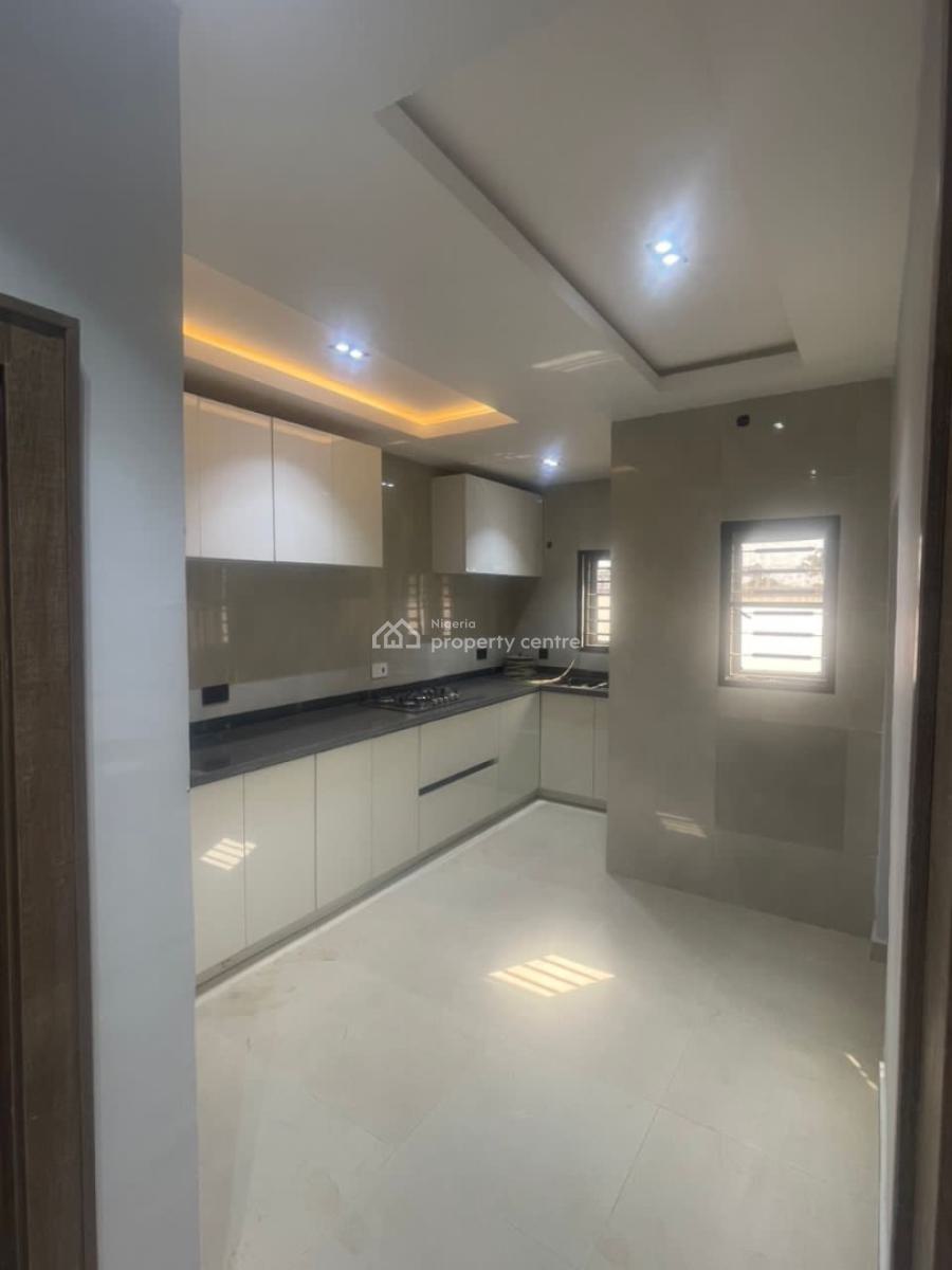 Luxury 3 Bedroom Block of Flat, Gilmore, Jahi, Abuja, Flat / Apartment for Sale