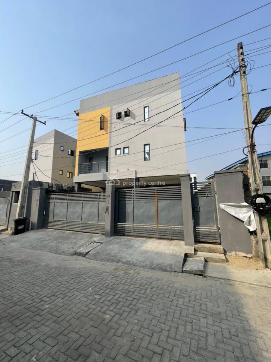 Well Built 2 Bedroom Serviced Apartment with Excellent Facilities, Ologolo, Lekki, Lagos, Block of Flats for Sale