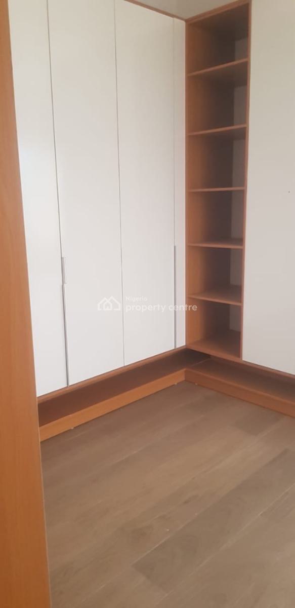 Spacious 3 Bedroom Apartment with Bq, Ikoyi, Lagos, Flat / Apartment for Rent