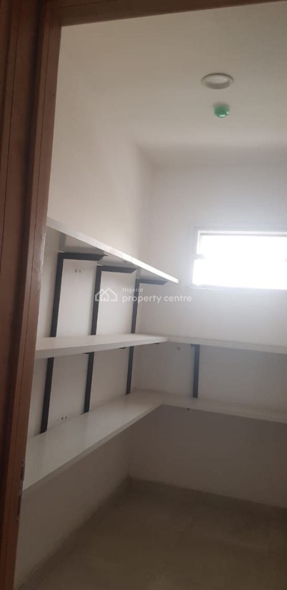 Spacious 3 Bedroom Apartment with Bq, Ikoyi, Lagos, Flat / Apartment for Rent