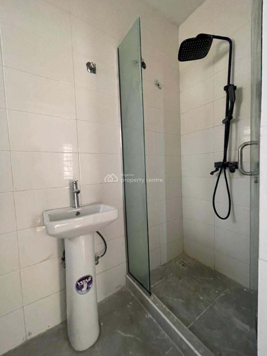 Exquisite 1 Bedroom Apartment, Ologolo, Lekki Phase 1, Lekki, Lagos, Flat / Apartment for Sale