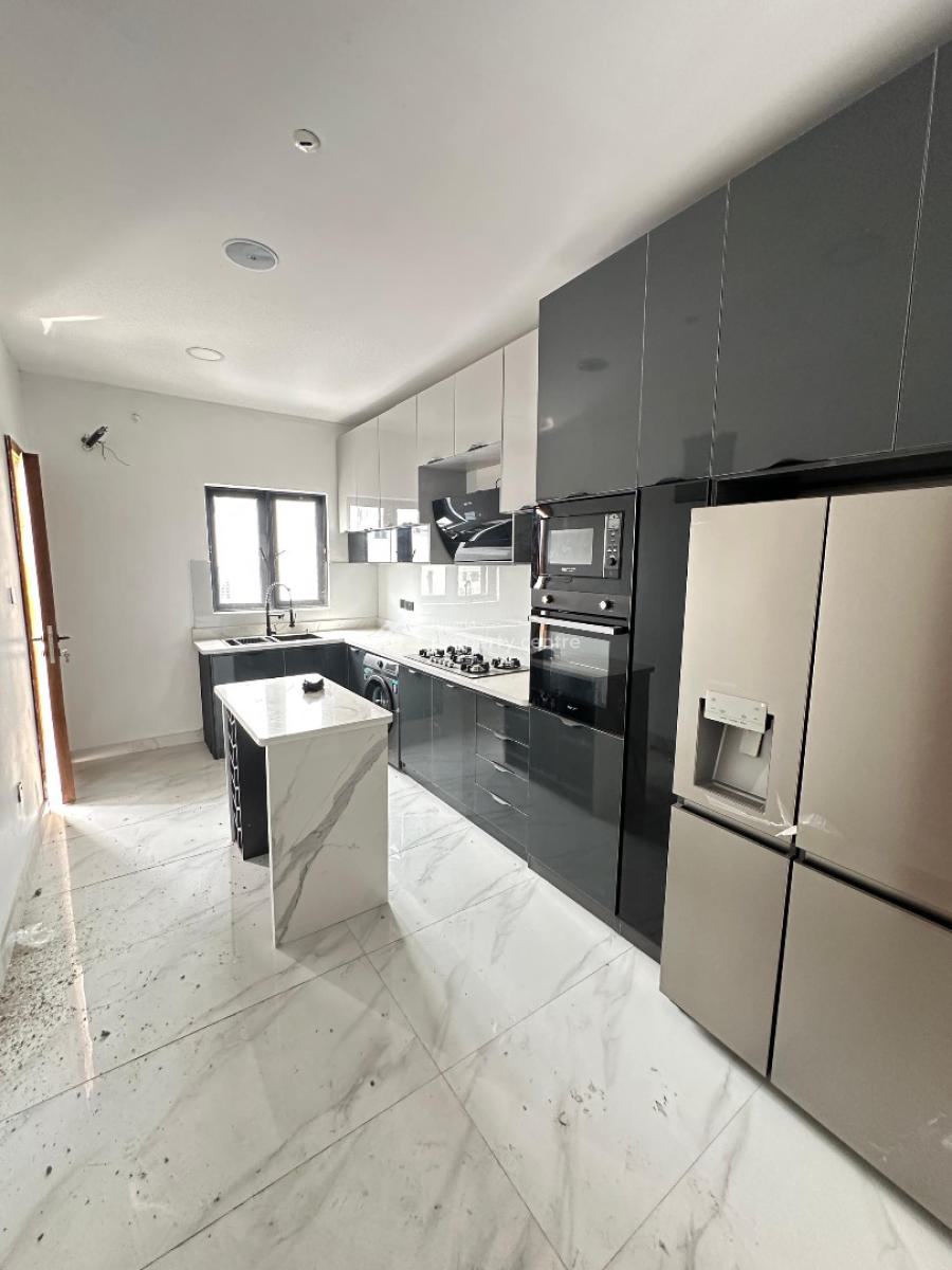 Lovely 2 Bedroom Apartment + Bq, Lekki Phase 1, Lekki, Lagos, Flat / Apartment for Sale