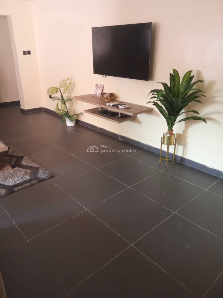 Specious Serviced 3 Bedrooms Apartment, Off Fola Osibo, Lekki Phase 1, Lekki, Lagos, Flat / Apartment for Rent