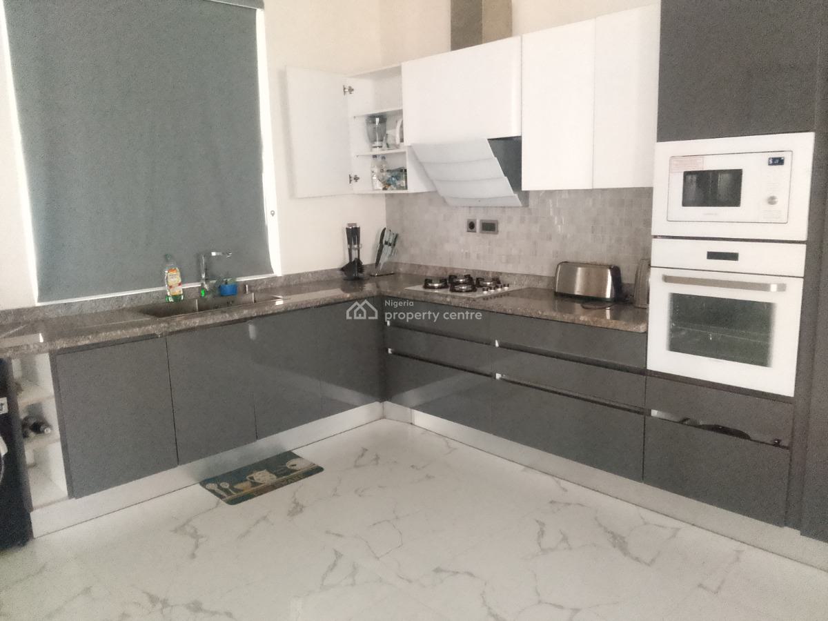 Luxury Furnished Two Bedroom Pent  Floor, By Judges Quarters, Katampe (main), Katampe, Abuja, Flat / Apartment for Sale