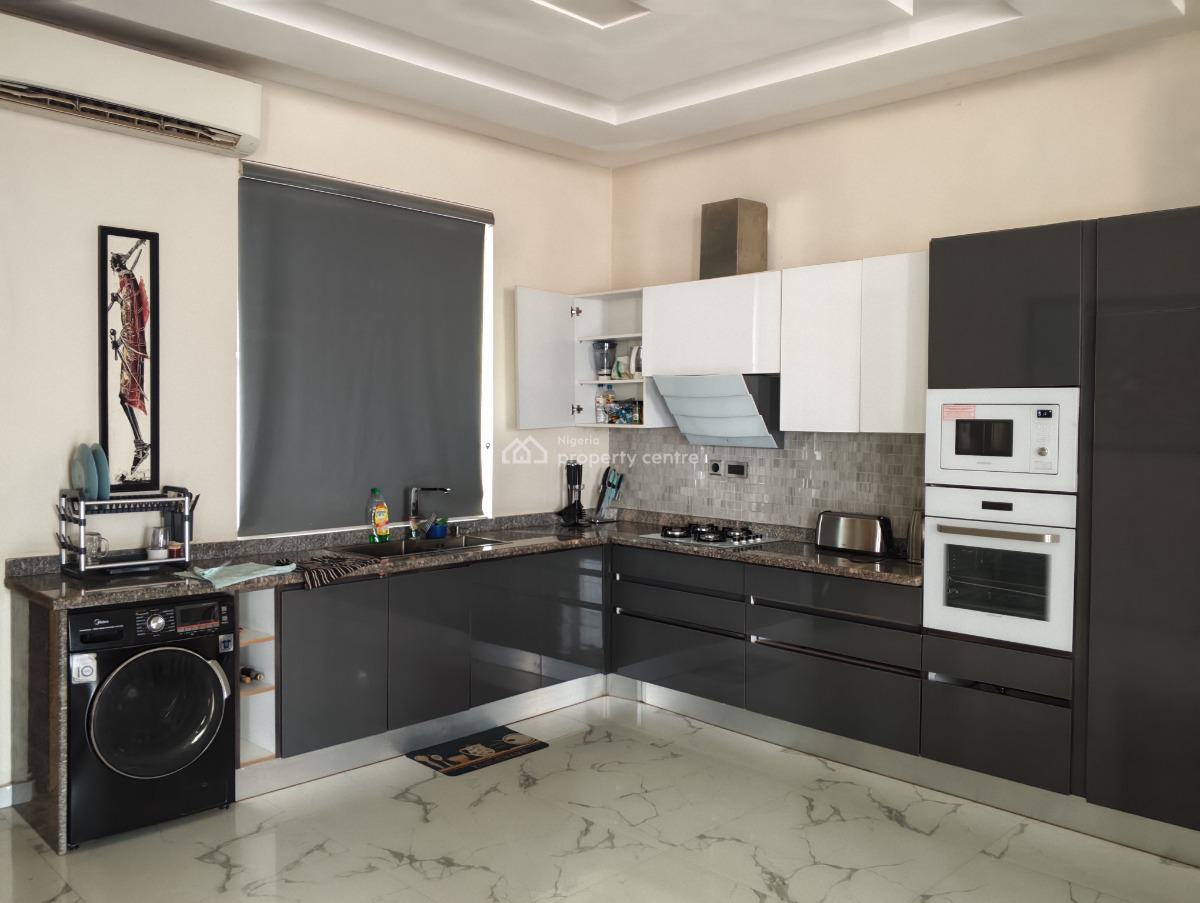 Luxuriously Furnished 2 Bedrooms Flat, Ularma Medugu Street, Katampe (main), Katampe, Abuja, Flat / Apartment for Sale