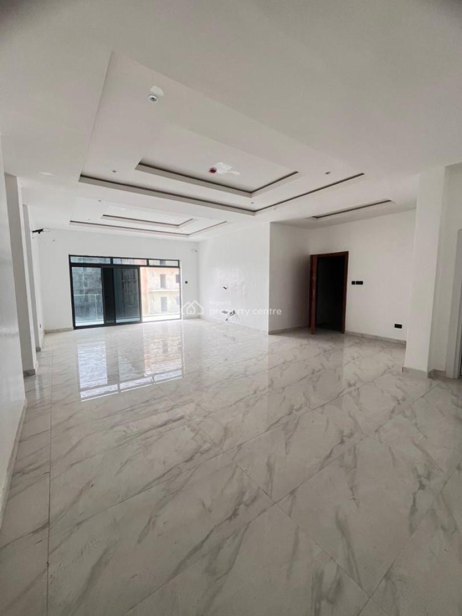 Exclusive 3 Bedroom Apartment, Freedom Way, Lekki Phase 1, Lekki, Lagos, Flat / Apartment for Sale