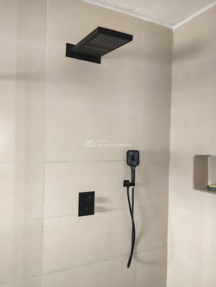 Luxuriously Furnished 2 Bedrooms Flat, Abejide Malik Street, Katampe (main), Katampe, Abuja, Flat / Apartment for Sale