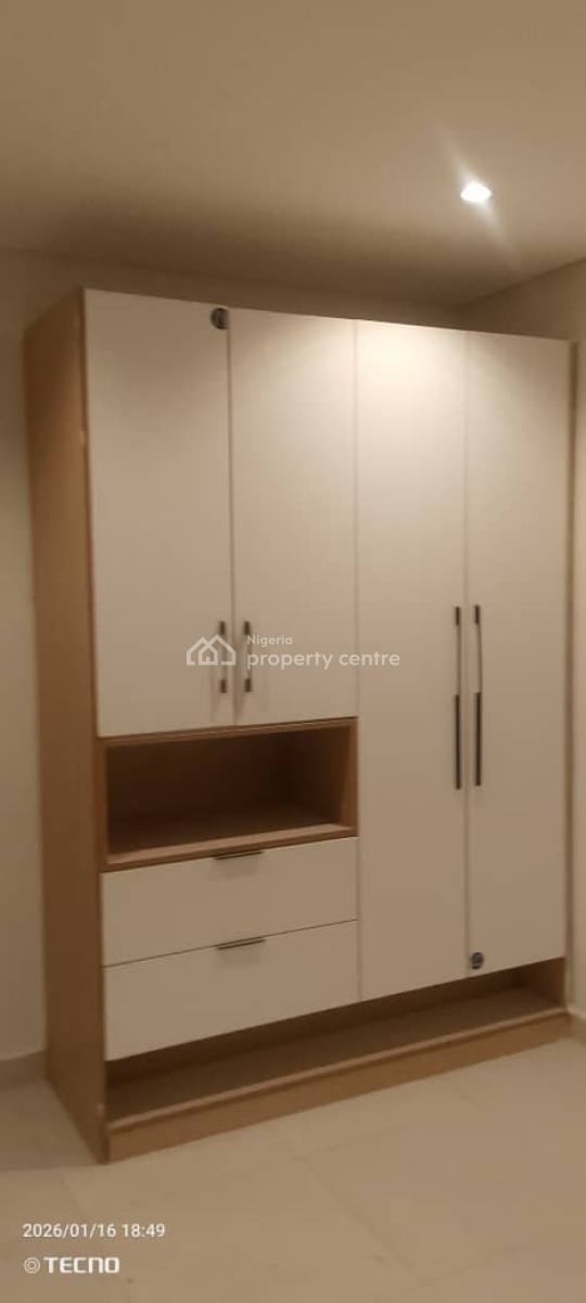 Standard 4 Bedroom with a Room Bq, Omole Phase 1, Ikeja, Lagos, Flat / Apartment for Rent