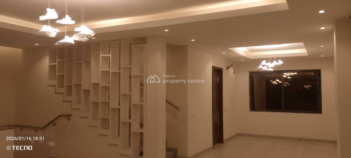 Standard 4 Bedroom with a Room Bq, Omole Phase 1, Ikeja, Lagos, Flat / Apartment for Rent