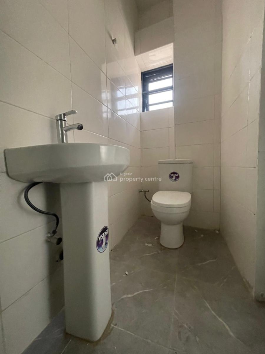 2 Bedroom Flat, Ologolo, Lekki, Lagos, Flat / Apartment for Sale