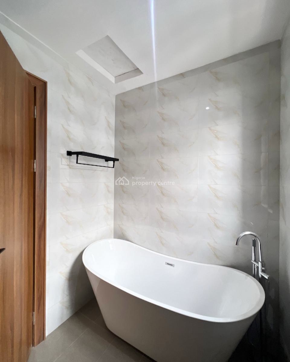 Specious 3 Bedrooms Semi Detached Duplex with Bq and Rooftop, Victoria Island (vi), Lagos, Semi-detached Duplex for Rent