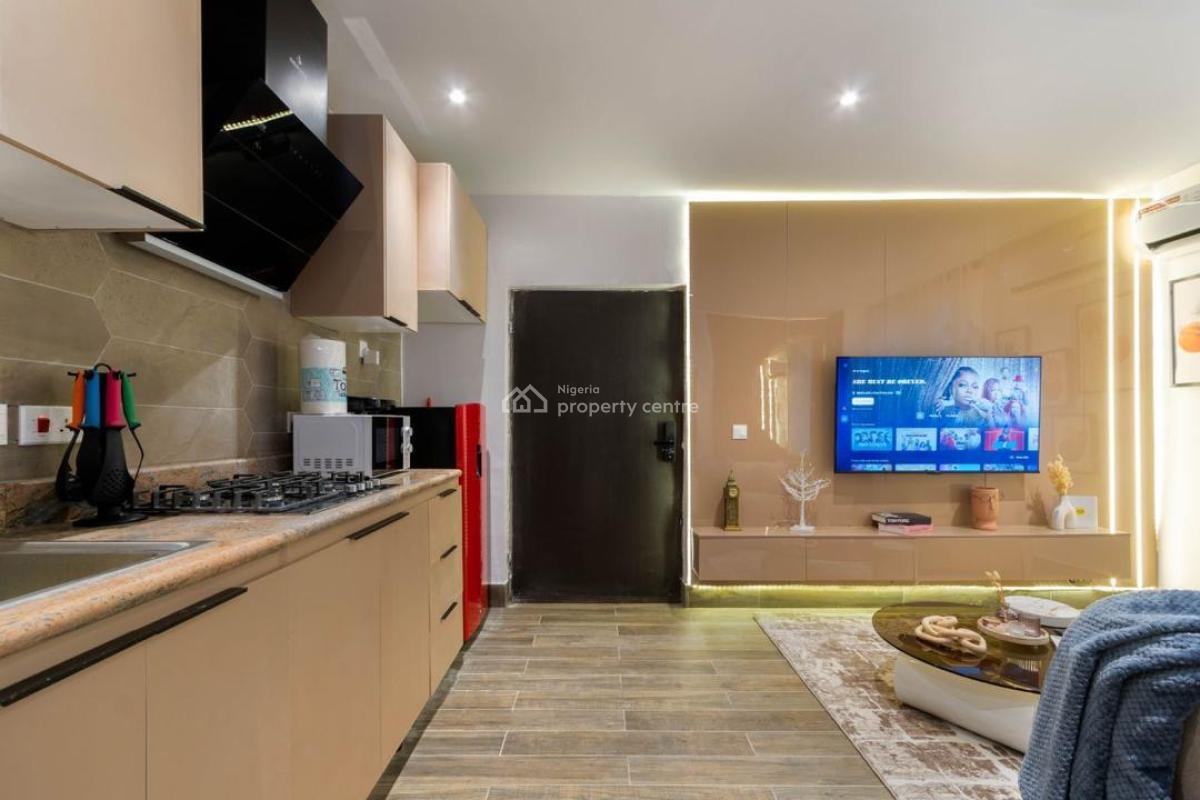 Luxury One Bedroom with Ps5 and Serene Environment, Oniru, Victoria Island (vi), Lagos, Mini Flat (room and Parlour) Short Let