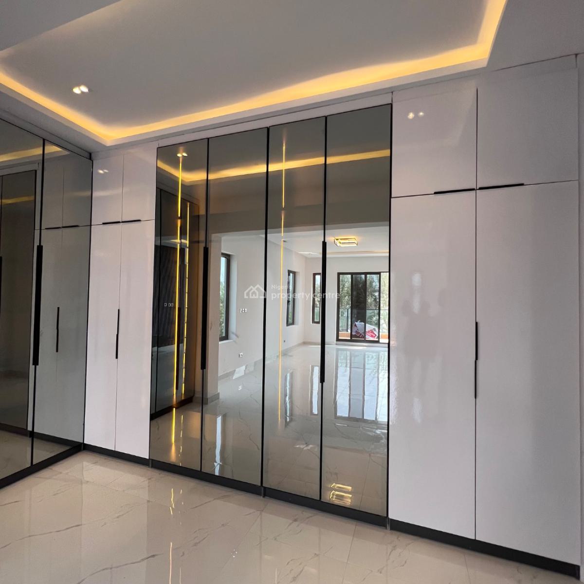 5 Bedroom with Bq, Lekki Phase 1, Lekki, Lagos, Detached Duplex for Sale