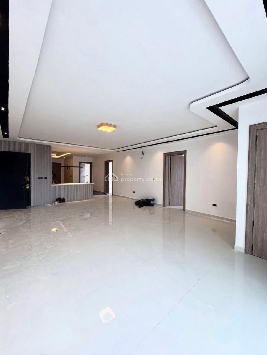 2 Bedroom Maisonette, Lekki Phase 1, Lekki, Lagos, Block of Flats for Sale