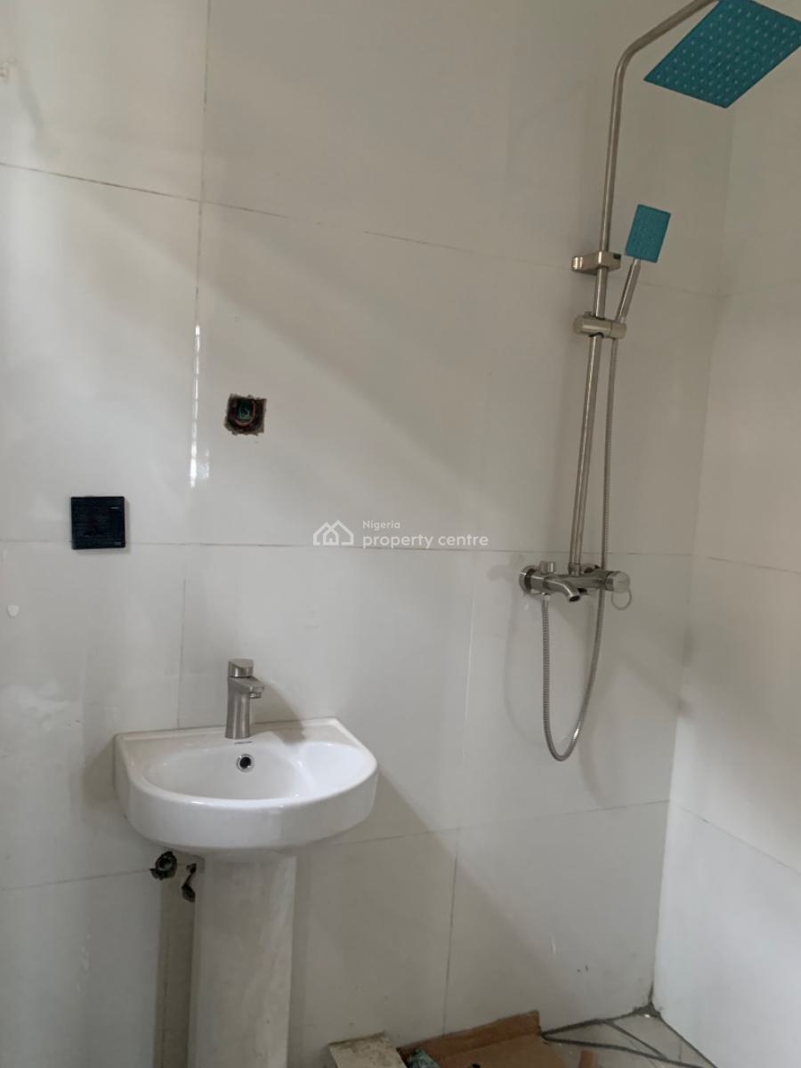 Newly Built 2 Bedroom Flat, Gbagada, Lagos, Flat / Apartment for Rent