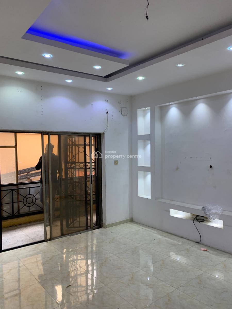 Well Maintained 3 Bedroom Flat in Serene Environment, Gbagada, Lagos, Flat / Apartment for Rent