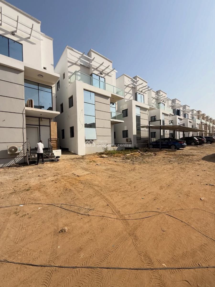3 Bedroom Terrace, Dawaki, Gwarinpa, Abuja, Terraced Duplex for Sale