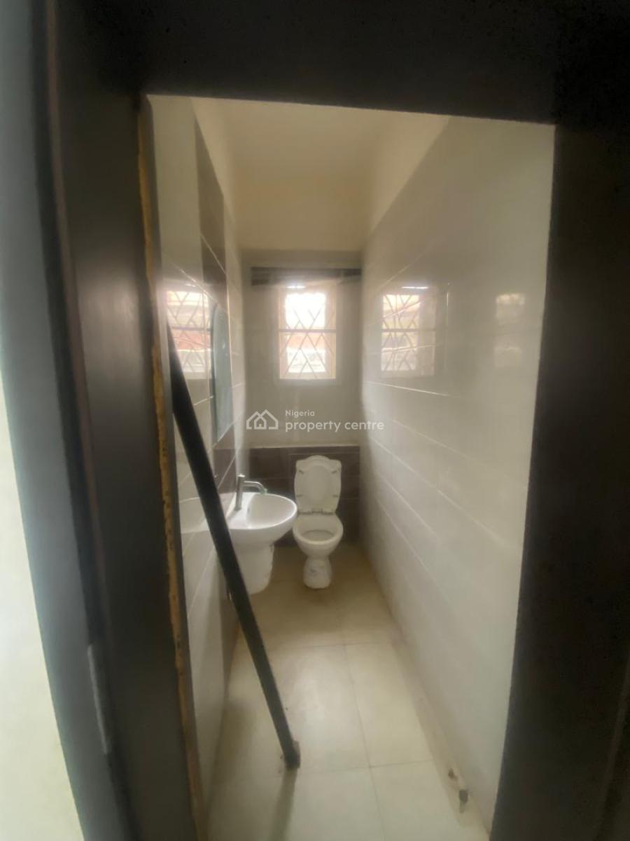 3 Bedroom in a Call to Access Estate, Lekki Right, Lekki Phase 1, Lekki, Lagos, Flat / Apartment for Rent