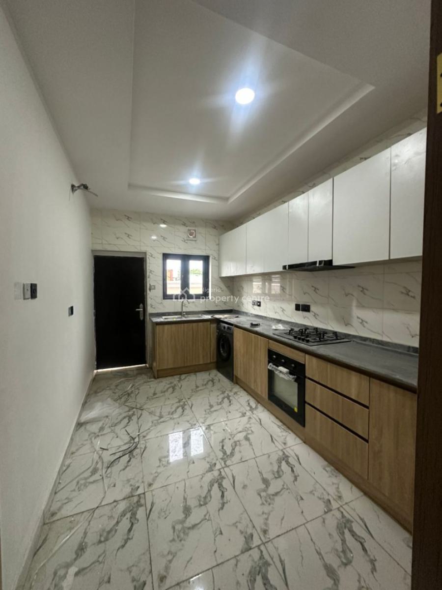 Newly Built & Serviced 4 Bedroom Duplex + Bq, Lekki, Lekki Phase 1, Lekki, Lagos, Terraced Duplex for Rent