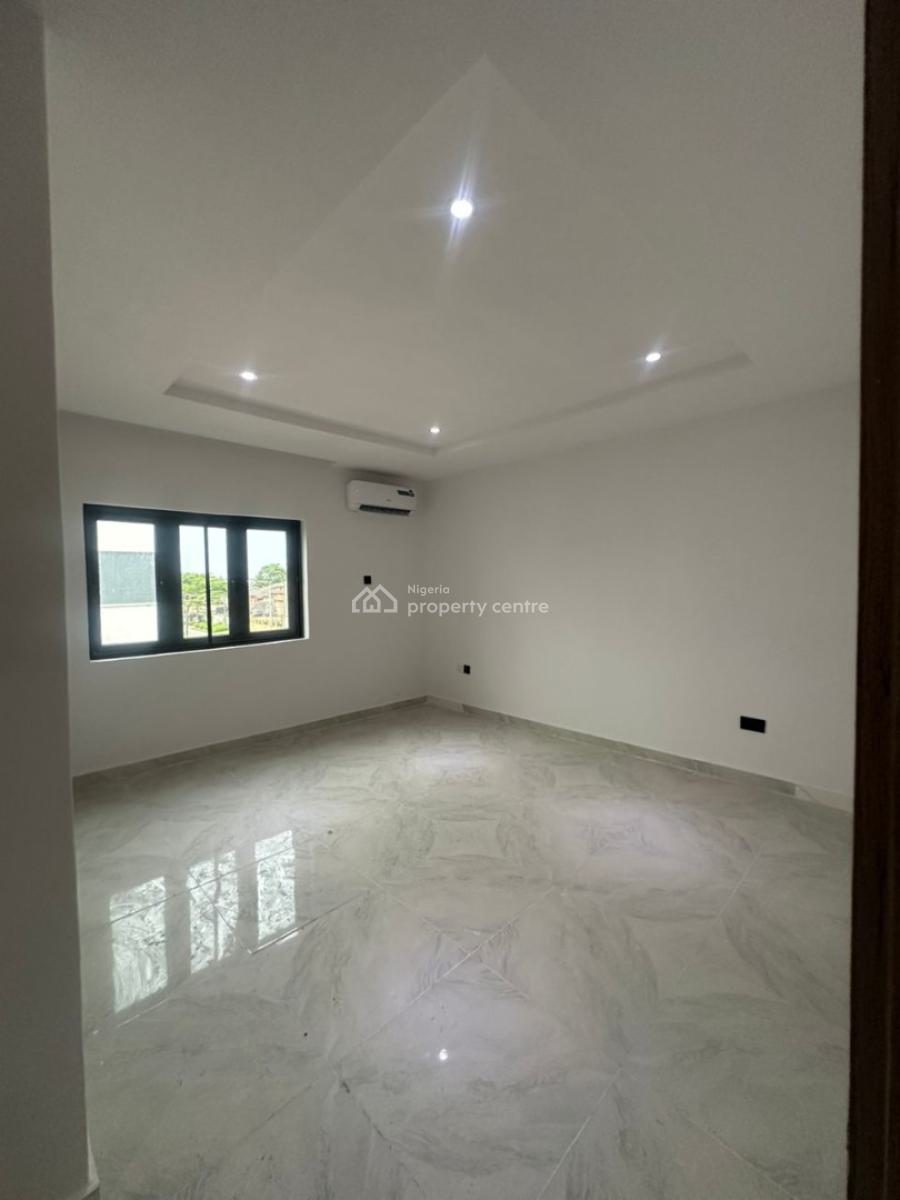 Newly Built & Serviced 4 Bedroom Duplex + Bq, Lekki, Lekki Phase 1, Lekki, Lagos, Terraced Duplex for Rent
