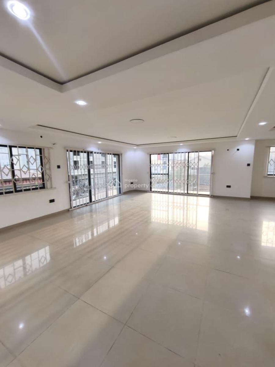 Decent 3 Bedroom Flat, Ikeja Gra, Ikeja, Lagos, Flat / Apartment for Rent