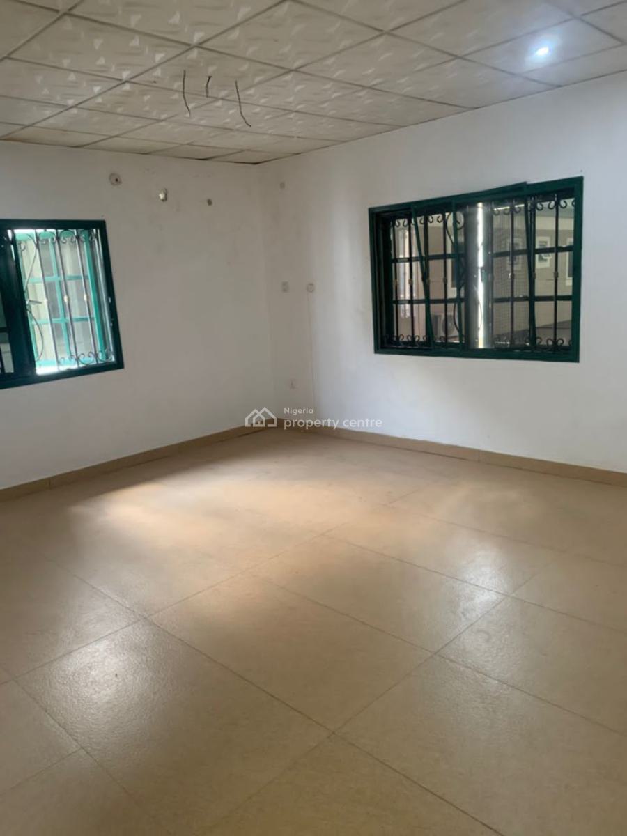 5 Bedroom Self Compound Available, Lekki Phase 1, Lekki, Lagos, Office Space for Rent